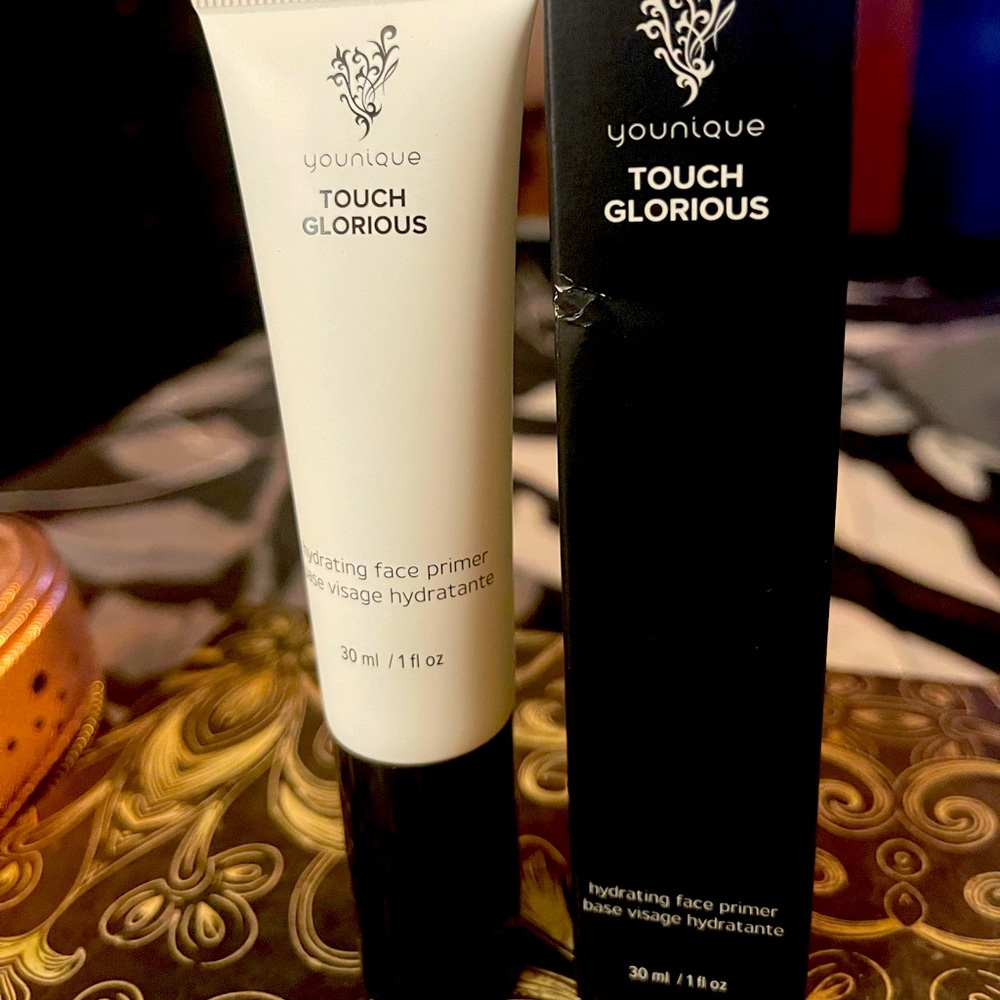 Younique Touch Glorious face primer
